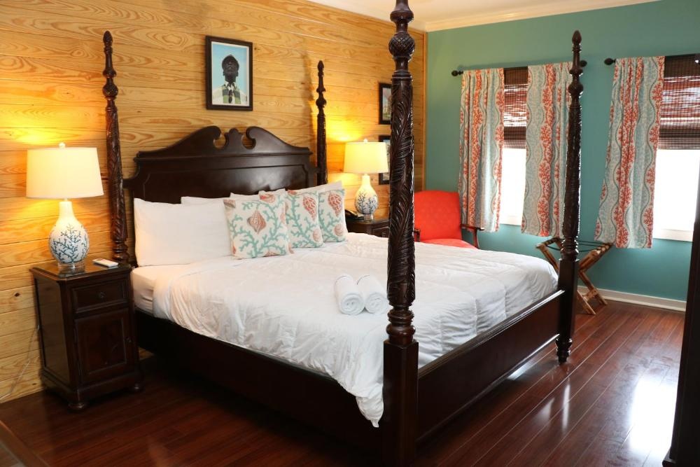 La Te Da - Adult Only, 21 or older